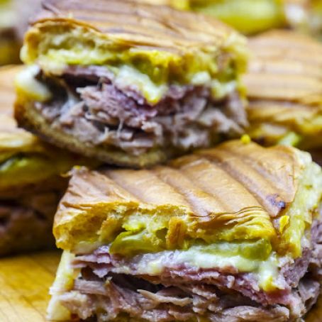 KING’S HAWAIIAN CUBAN SLIDERS