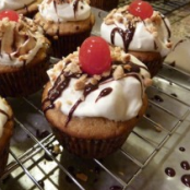 Banana Split Cupcakes