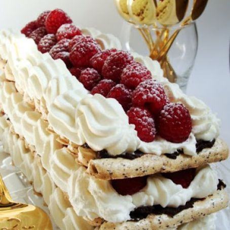 DESSERT - Raspberry Vacherin