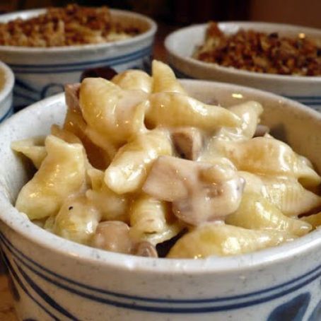 Les Frères Mac & Cheese with Mushrooms