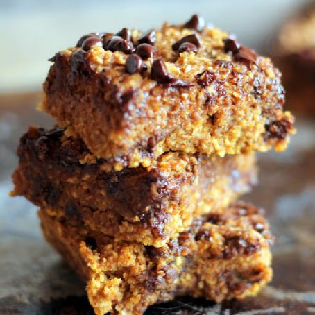 Healthy Pumpkin Chocolate Chip Oat Bars