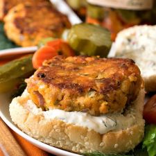 Zesty Salmon Burgers with Dill Spread