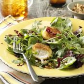 Honey Pecan & Goat Cheese Salad