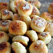 PRETZEL BITES