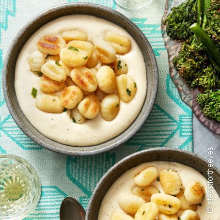 Crispy Gnocchi with Fontina Cheese Sauce  & Roasted Broccoli