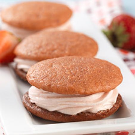 Gluten-Free Strawberry-Vanilla Whoopie Pies
