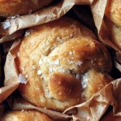 CRACKED WHEAT TOPKNOT ROLLS