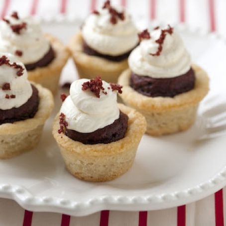 Red Velvet Cookie Cups