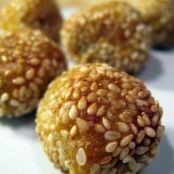 SNACKS - Sweet Potato Balls 番薯担