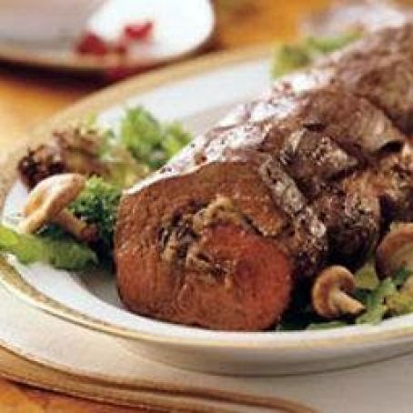 Beef Tenderloin - Gorgonzola and Mushroom stuffed with Merlot Sauce