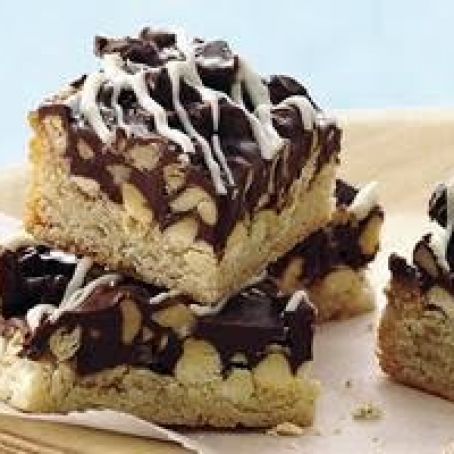 White Chocolate-Cashew-Pretzel Bars