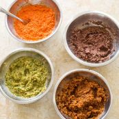 Quick Roasted Red Pepper Sauce (Romesco suace)