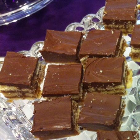 Salty Caramel Crunch Bars