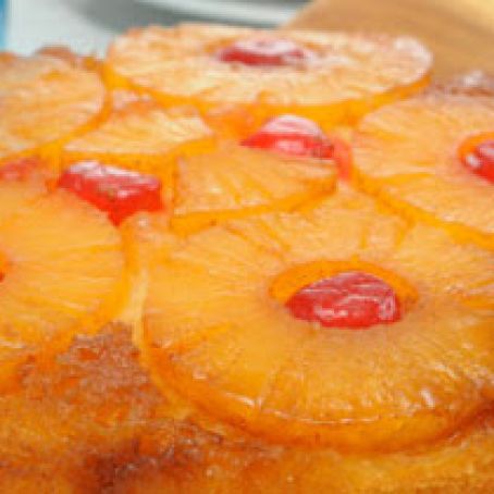 Momma's Pineapple Upside Down Cake
