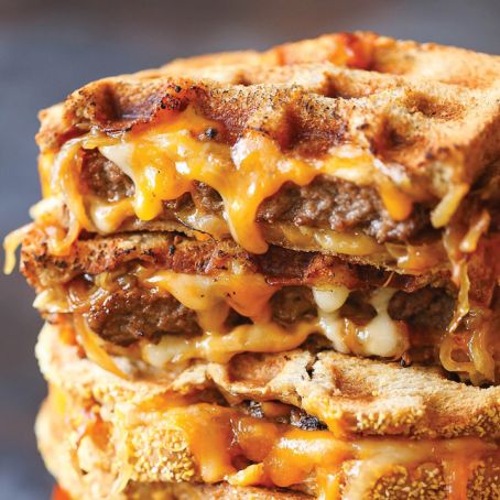 PATTY MELT GRILLED CHEESE