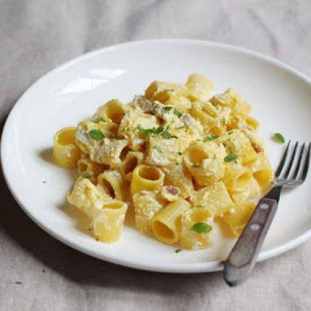 Pasta with Ricotta and Saffron