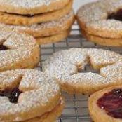 Linzer Cookies