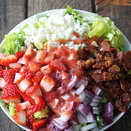 Strawberry Poppyseed and Bacon Chopped Salad