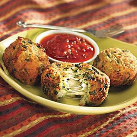 Spinach-Cheese Balls with Pasta Sauce