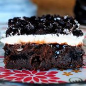 Marshmallow Oreo Fudge Cake