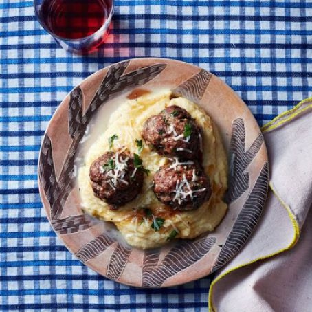 Meatballs With Polenta & Parmesan Brodo