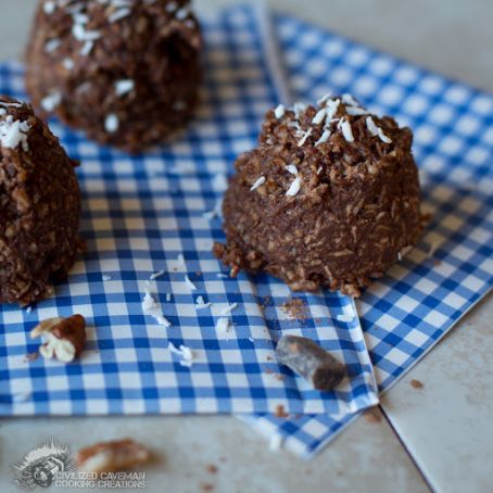 Chocolate Pumpkin Pecan Macaroons (Paleo)