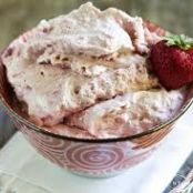 Strawberry Ice Ceream with Balsamic Ribbon