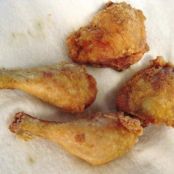 Maryland Style Fried Chicken w/Cream Gravey