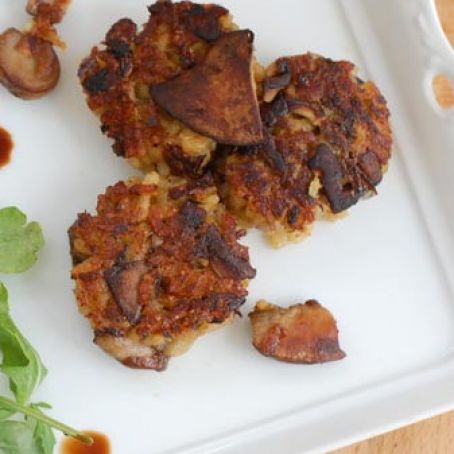 Crispy Mushroom Risotto Cakes (vegan)