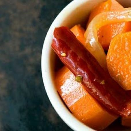 Ninfa's Spicy Pickled Carrots
