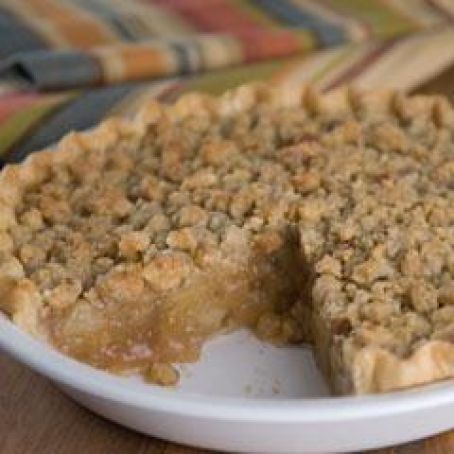 Apple and Walnut Crumb Pie