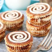 Mini Cinnamon Roll Cheesecakes