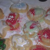 NO SPREAD SUGAR COOKIES (COOKIE CUTTER RECIPE)