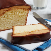 Tagalong Pound Cake
