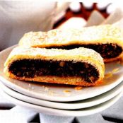 Fudge-filled Dessert Strips