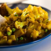 Crisp Gobi Matar (Cauliflower and Peas)