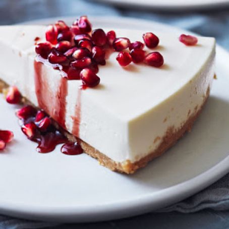 Greek Yogurt Cheesecake with Pomegranate Syrup