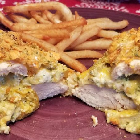 Cheesy Broccoli Chicken Rollups