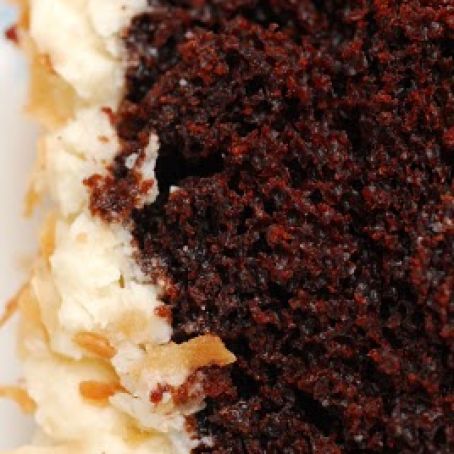 Dreamy Coconut-Chocolate Cake
