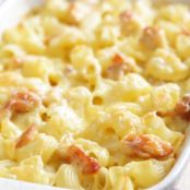 Cheesy Chicken Mac Casserole