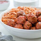 CLASSIC SPAGHETTI AND MEATBALLS FOR A CROWD
