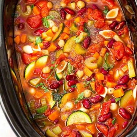 SLOW COOKER MINESTRONE SOUP