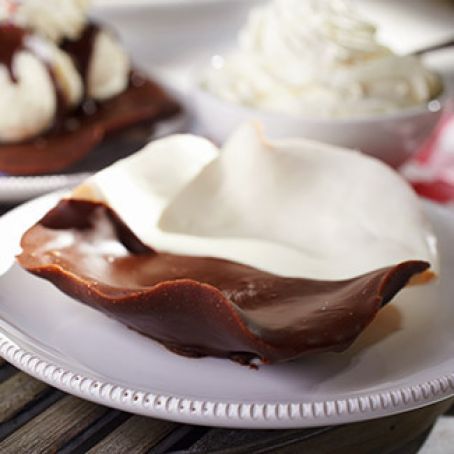 Black & White Sugar Cookie Bowl