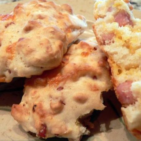 #KIphotocontest - Ham and Cheese Biscuits