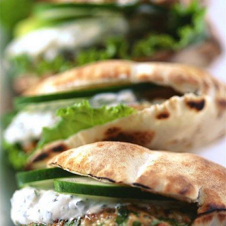 Mini Spiced Chicken Burgers with Mint Greek Yogurt