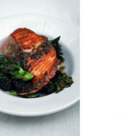 Pan-roasted salmon with purple sprouting broccoli and anchovy-rosemary sauce