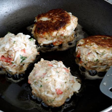 Maryland Style Crab Cakes