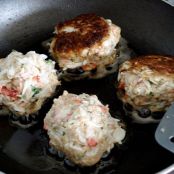 Maryland Style Crab Cakes
