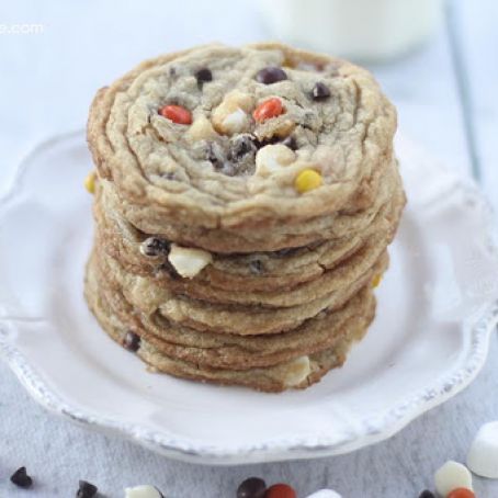 Chocolate marshmallow cookies with reese's pieces
