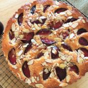 Almond and Plum Cake